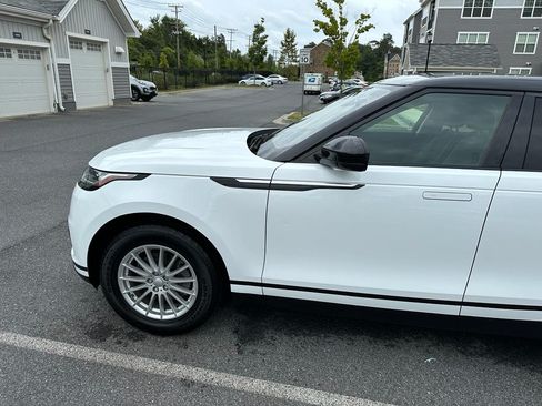 Used 2019 Land Rover Range Rover Velar image 6