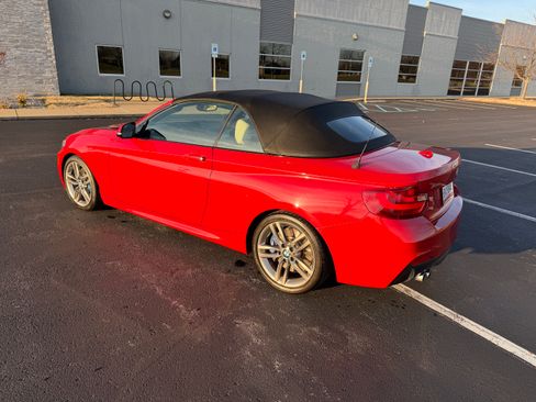 Used 2015 BMW 228i xDrive 228i xDrive Convertible 2D image 6