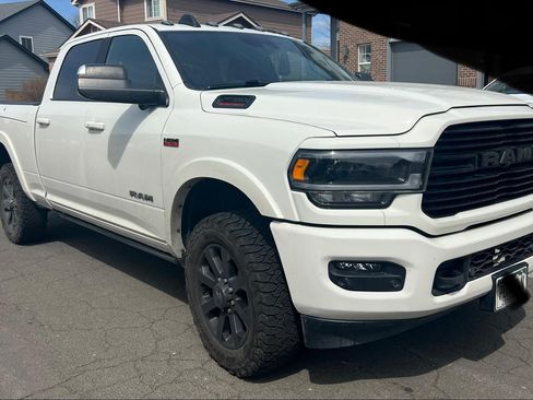 Used 2022 RAM 2500 Laramie image 10