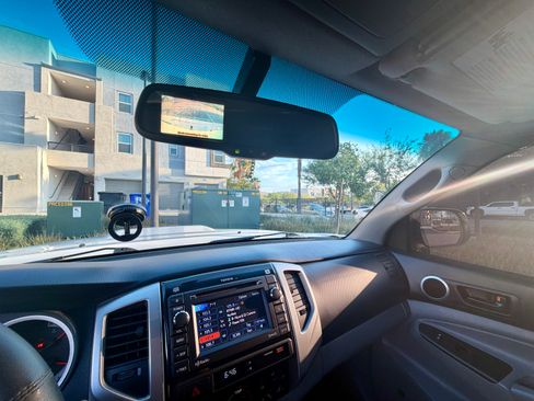 Used 2013 Toyota Tacoma PreRunner w/ TRD Sport Pkg RWD image 4