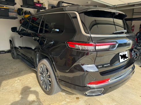 Used 2021 Jeep Grand Cherokee L Overland w/ Advanced Protech Group III image 6