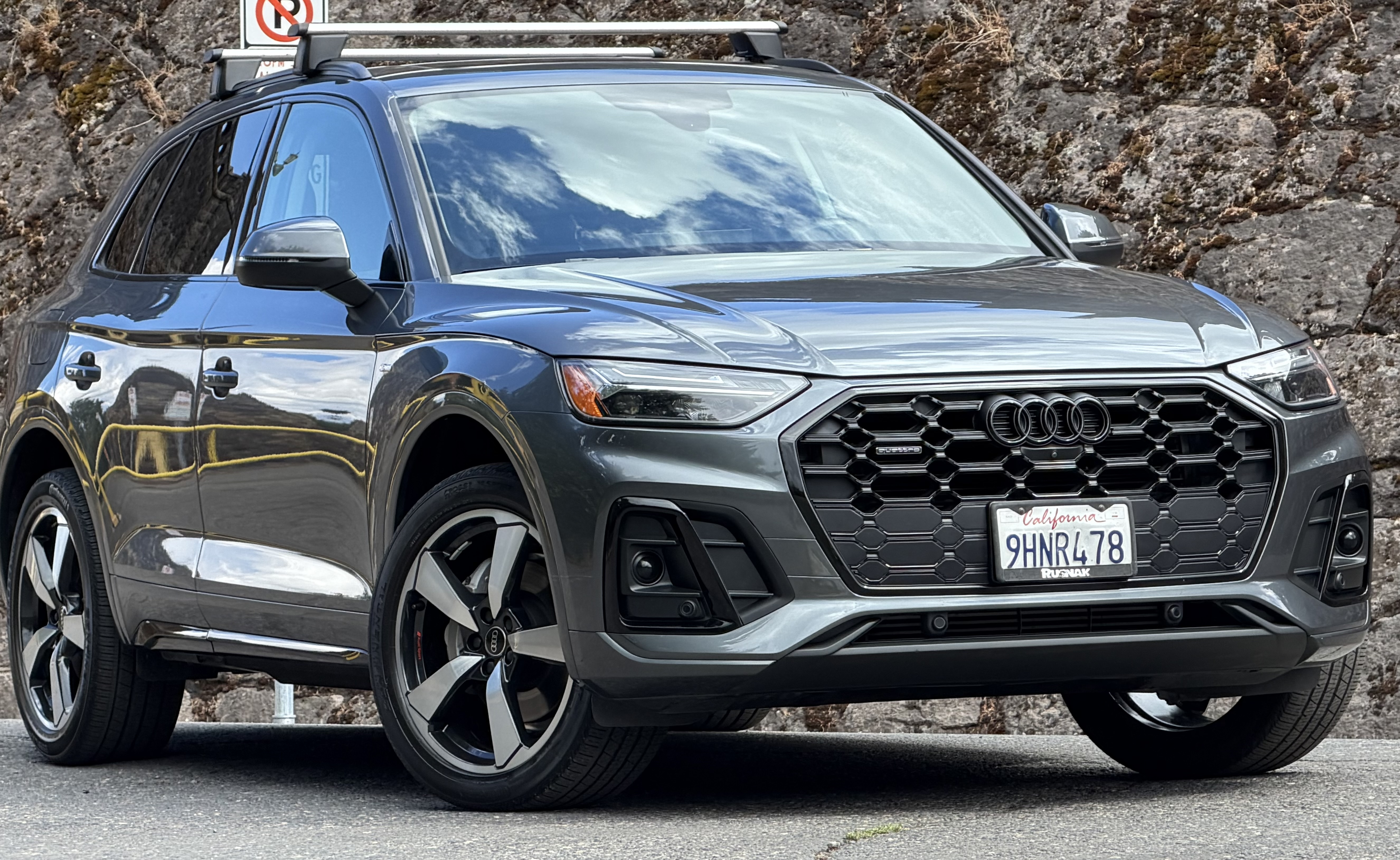 Used 2023 Audi Q5 2.0T Premium Plus w/ Premium Plus Package AWD/4WD image 2