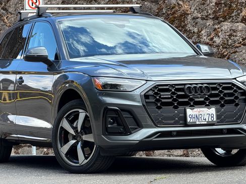 Used 2023 Audi Q5 2.0T Premium Plus w/ Premium Plus Package AWD/4WD image 2