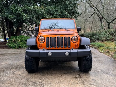 Used 2011 Jeep Wrangler Sport image 2