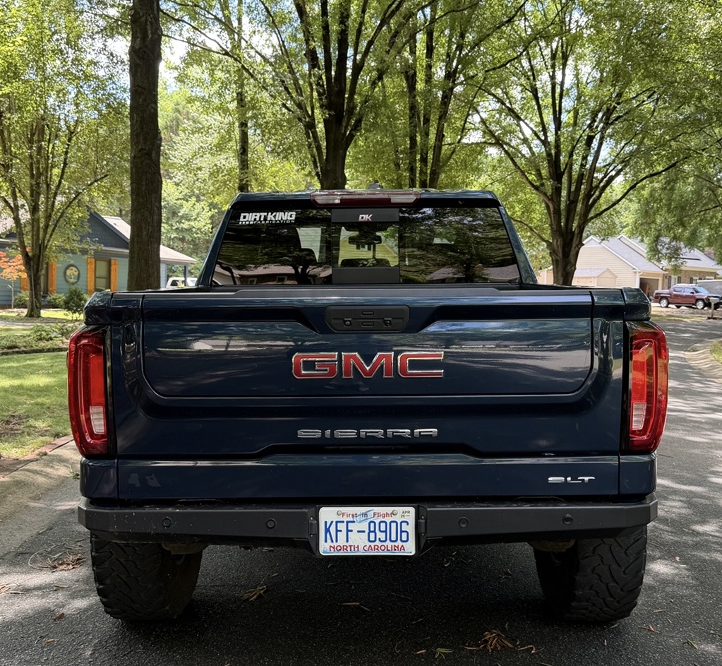 Used 2021 GMC Sierra 1500 SLT w/ SLT Premium Plus Package AWD/4WD image 16