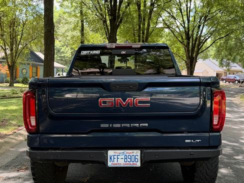 Used 2021 GMC Sierra 1500 SLT w/ SLT Premium Plus Package AWD/4WD image 16