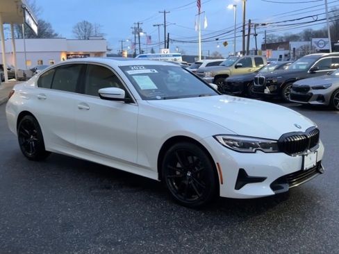 Used 2022 BMW 330i xDrive 330i xDrive Sedan 4D w/ Premium Package image 6