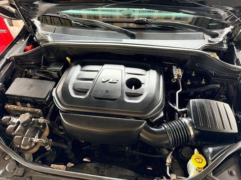 Used 2017 Jeep Grand Cherokee Altitude AWD/4WD image 20