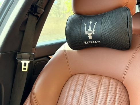 Used 2017 Maserati Ghibli S image 11