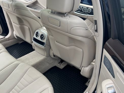 Used 2018 Mercedes-Benz S 560 Sedan image 13