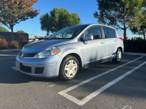 Used 2012 Nissan Versa 1.8 S w/ Plus Pkg image 1