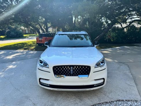 Used 2020 Lincoln Aviator Grand Touring w/ Equipment Group 302A image 2