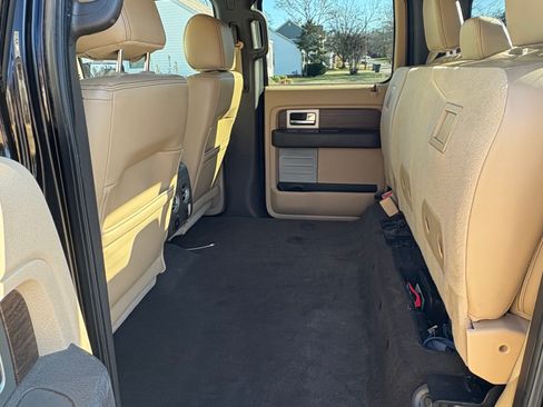 Used 2013 Ford F150 Lariat w/ Mid Equipment Group image 8