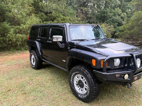 Used 2006 HUMMER H3 AWD/4WD image 2