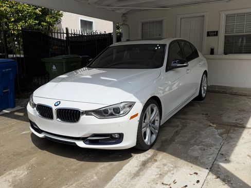 Used 2013 BMW 335i Sedan RWD image 2