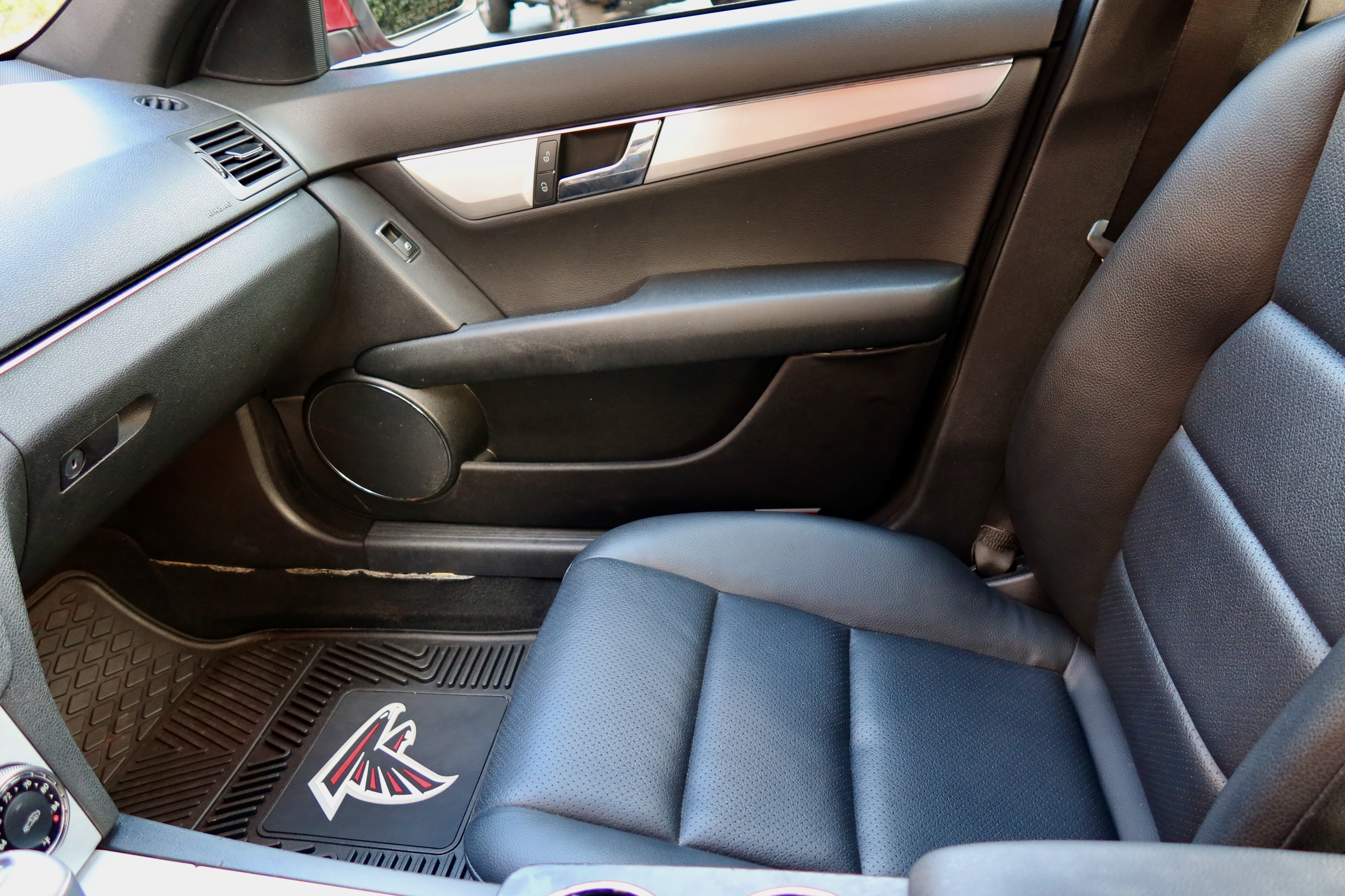 Used 2008 Mercedes-Benz C 300 Sedan image 16