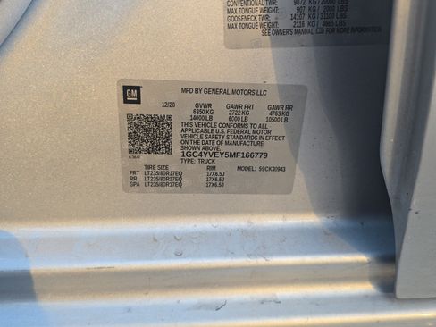 Used 2021 Chevrolet Silverado 3500 High Country image 16