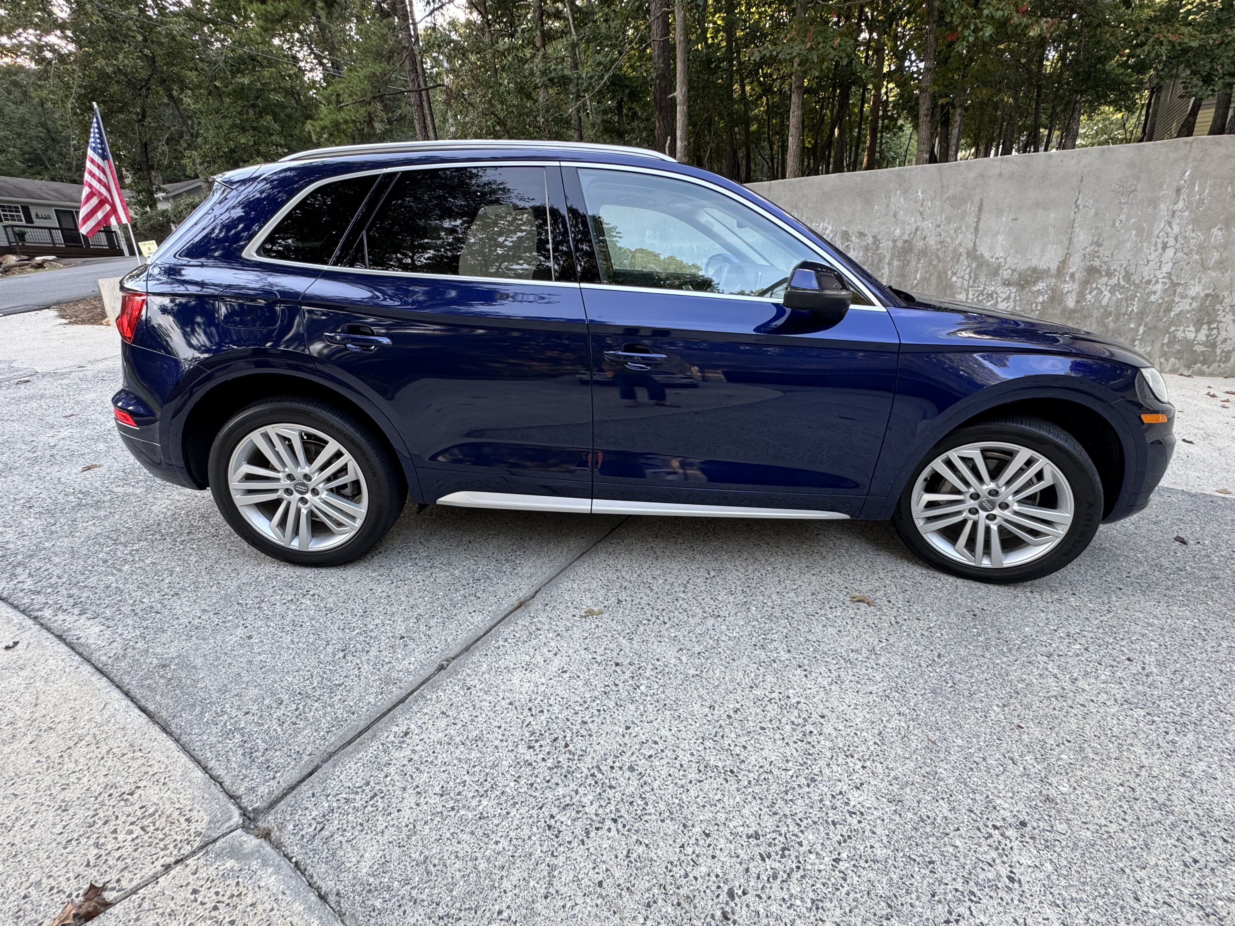 Used 2018 Audi Q5 2.0T Premium Plus AWD/4WD image 18