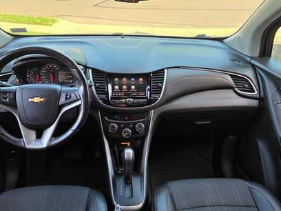 Used 2022 Chevrolet Trax LT w/ Driver Confidence Package