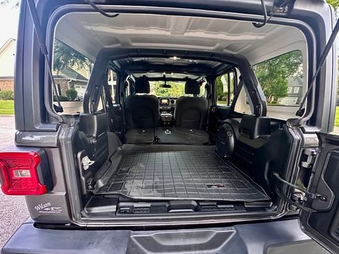 Used 2020 Jeep Wrangler Unlimited Sport AWD/4WD image 9