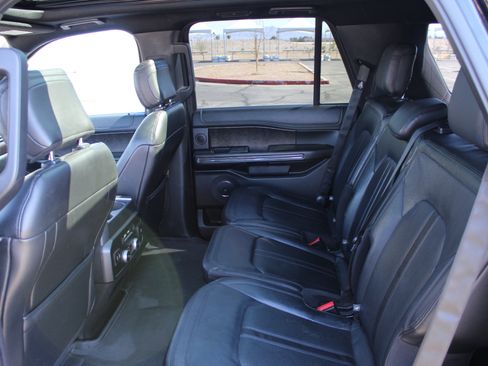 Used 2018 Ford Expedition Limited w/ Equipment Group 302A image 17