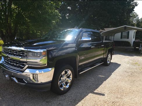 Used 2016 Chevrolet Silverado 1500 LTZ w/ Texas Edition image 2