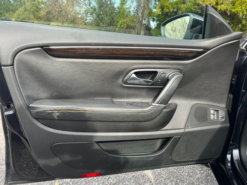 Used 2013 Volkswagen CC Lux image 21