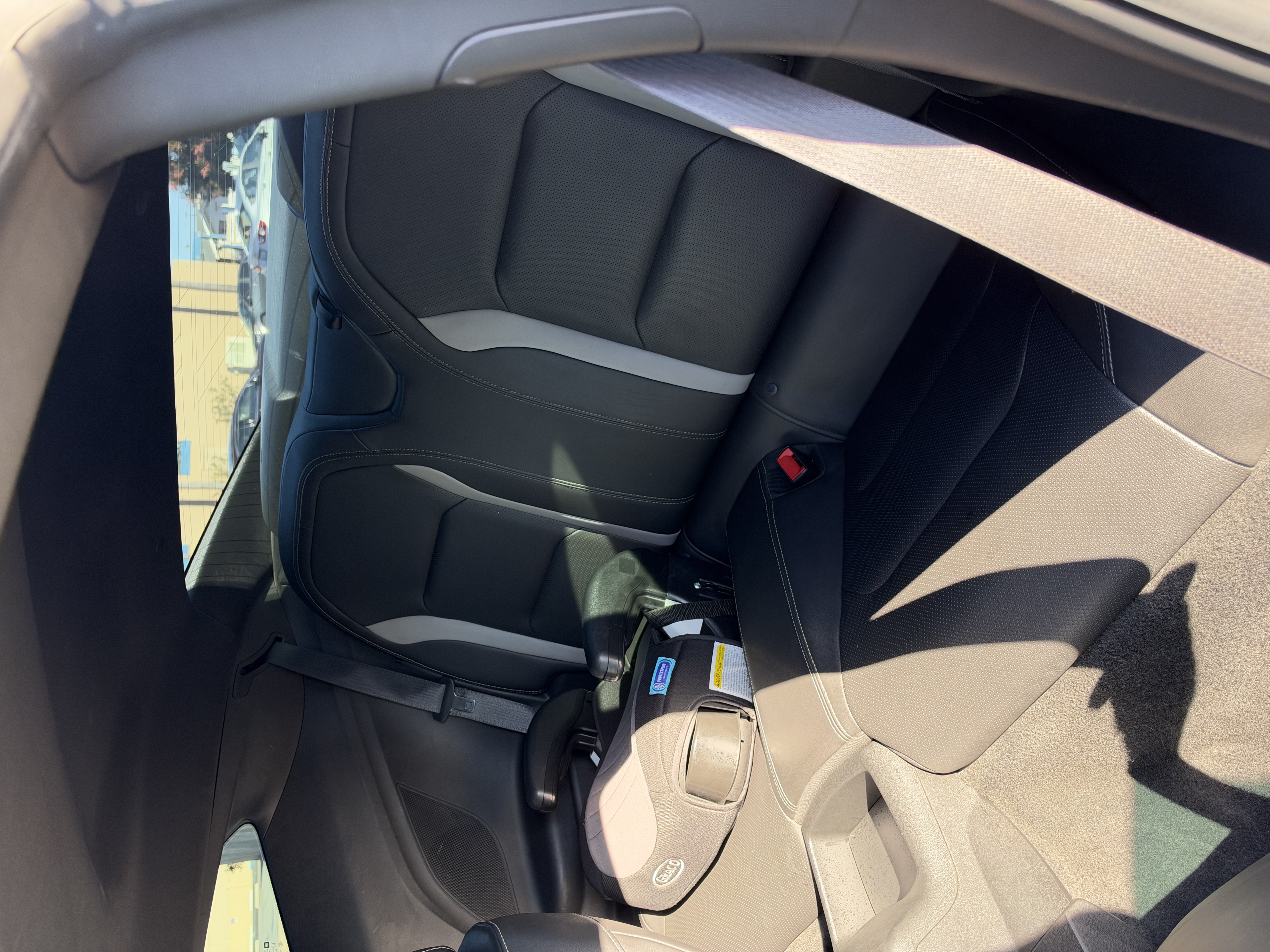 Used 2021 Chevrolet Camaro SS RWD image 13