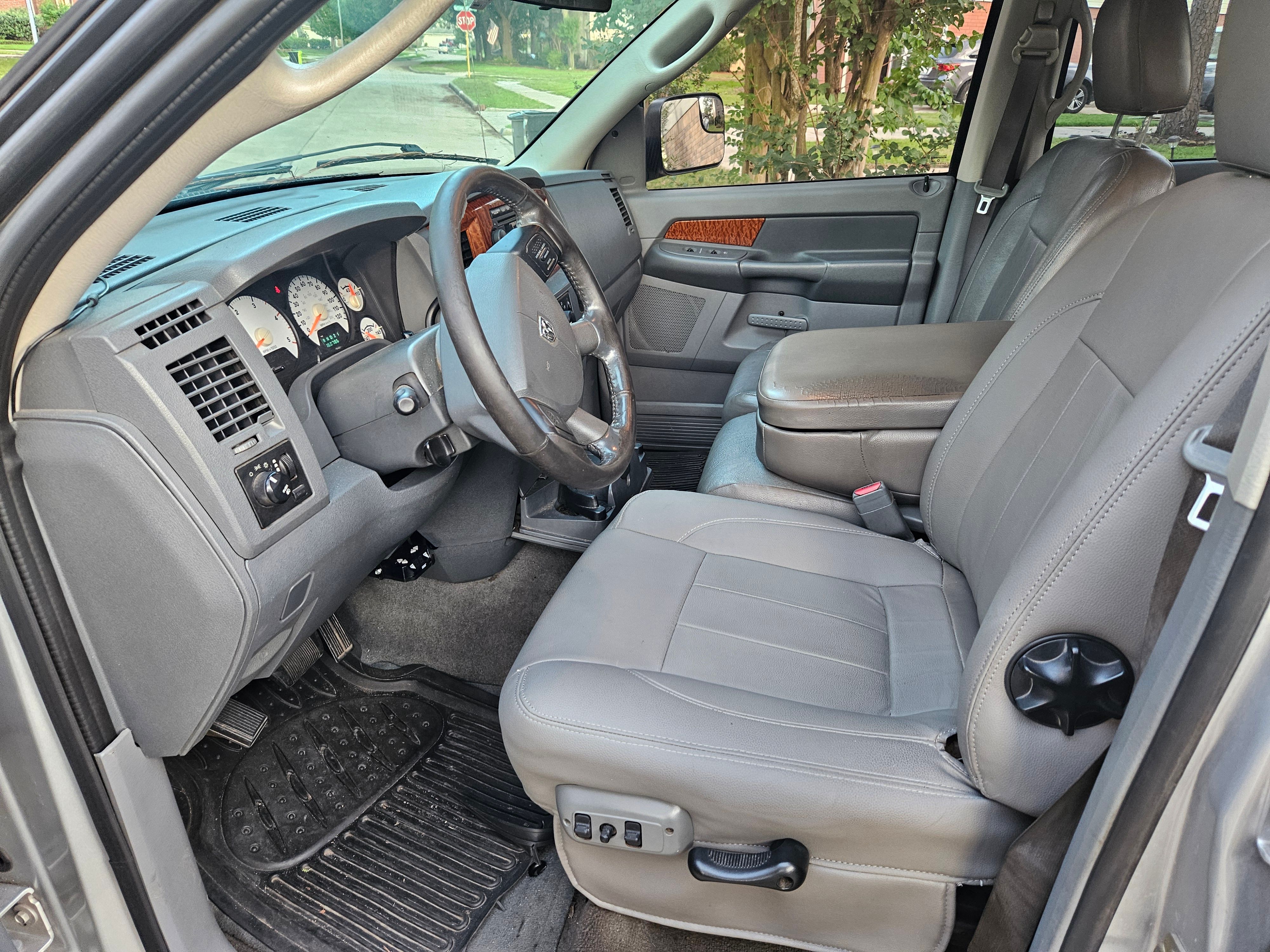 Used 2006 Dodge Ram 3500 Truck SLT RWD image 5
