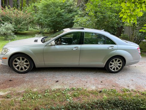 Used 2008 Mercedes-Benz S 550 4MATIC image 6