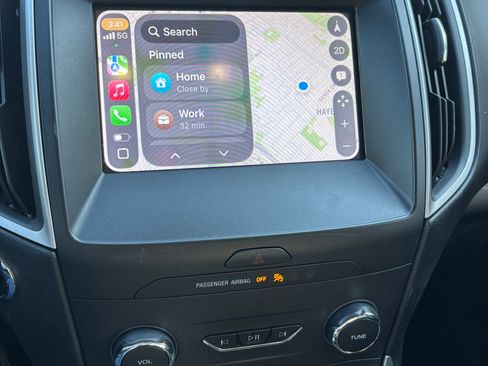 Used 2020 Ford Edge SEL image 8