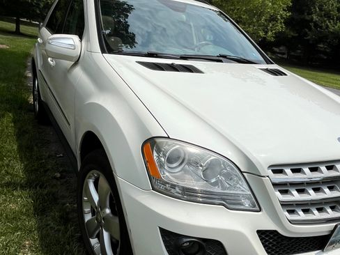 Used 2010 Mercedes-Benz ML 350 4MATIC image 15