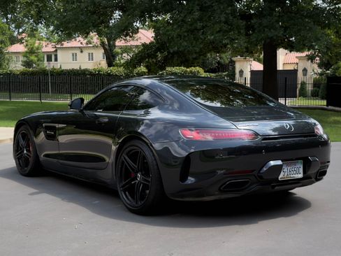 Used 2018 Mercedes-Benz AMG GT C image 6