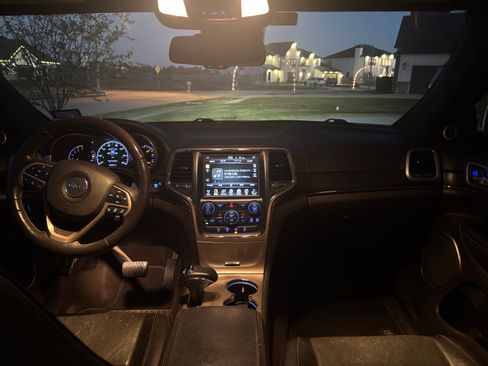 Used 2014 Jeep Grand Cherokee Summit image 9