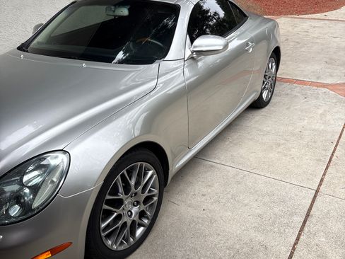 Used 2004 Lexus SC 430 Convertible image 10