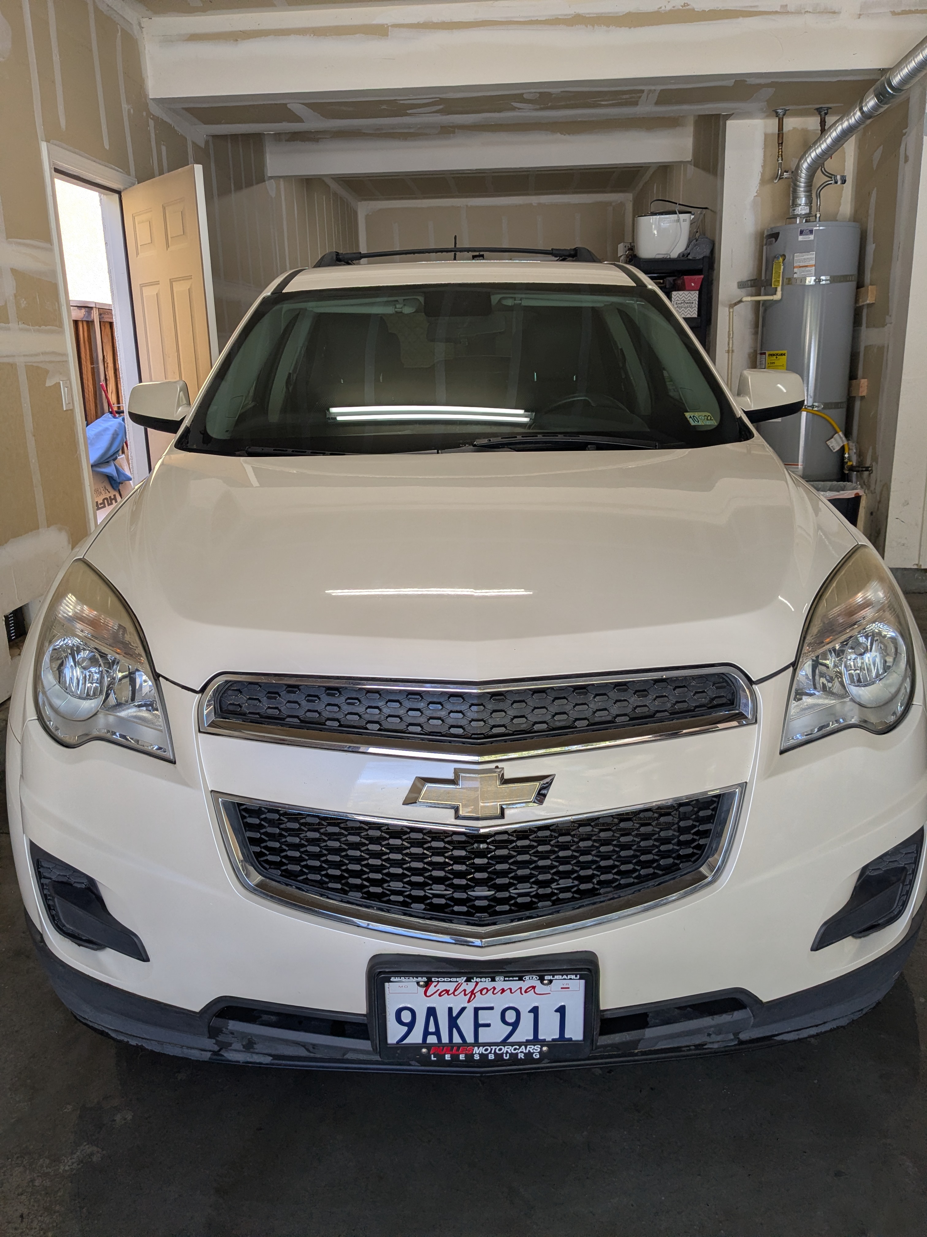 Used 2012 Chevrolet Equinox LT w/ Driver Convenience Package FWD image 2