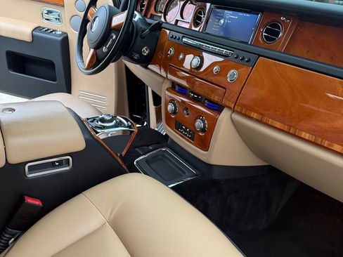 Used 2013 Rolls-Royce Phantom Sedan image 10