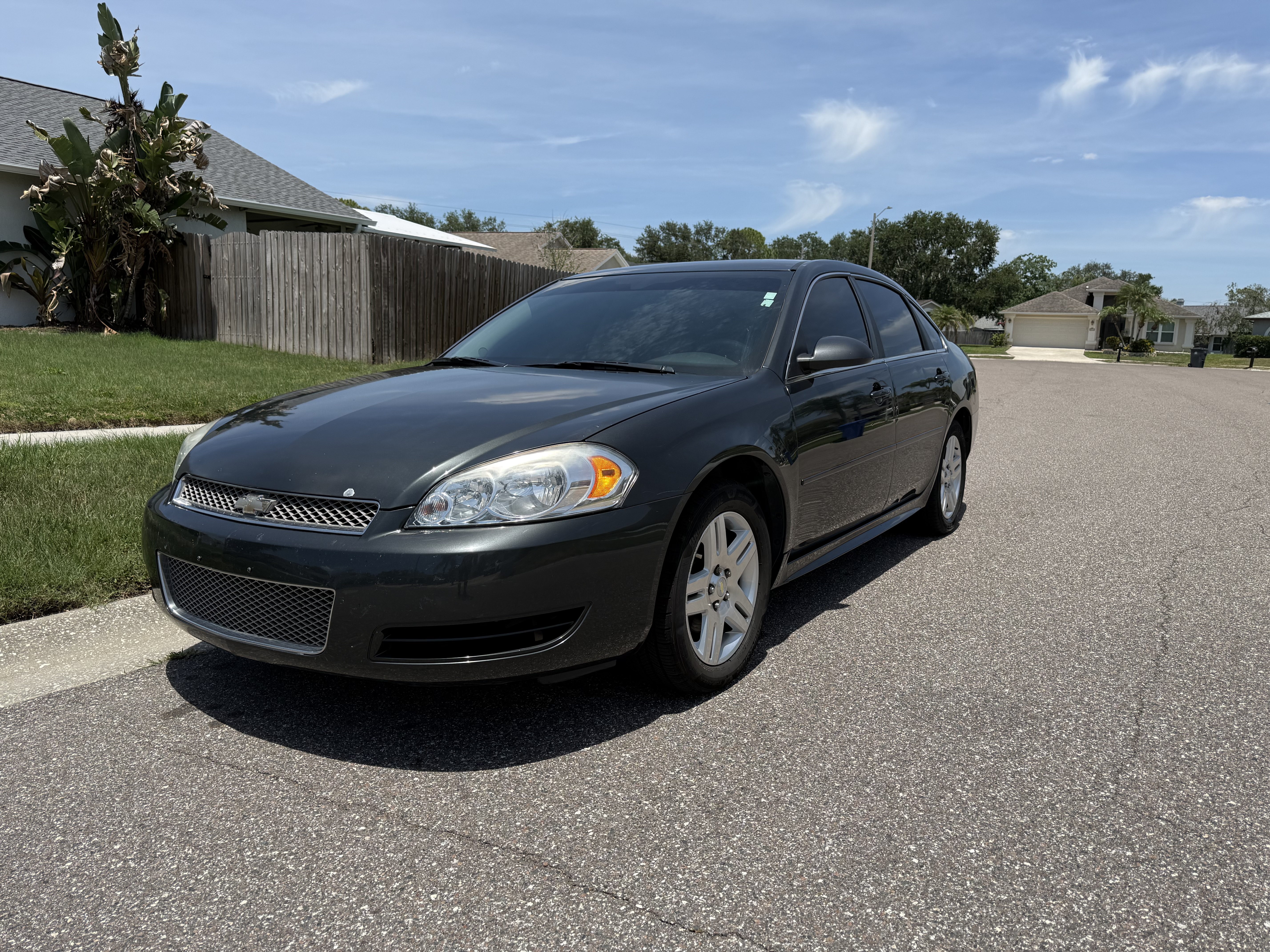 Used 2015 Chevrolet Impala LT w/ LT Sunroof Package FWD image 1