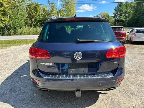 Used 2012 Volkswagen Touareg Sport AWD/4WD image 21