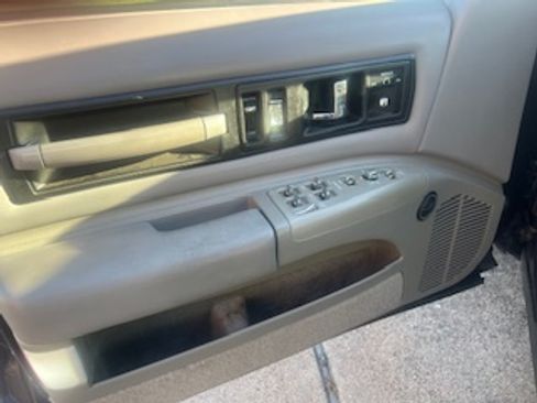 Used 1996 Chevrolet Impala SS RWD image 14