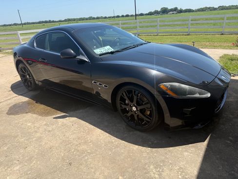 Used 2012 Maserati GranTurismo S RWD image 5