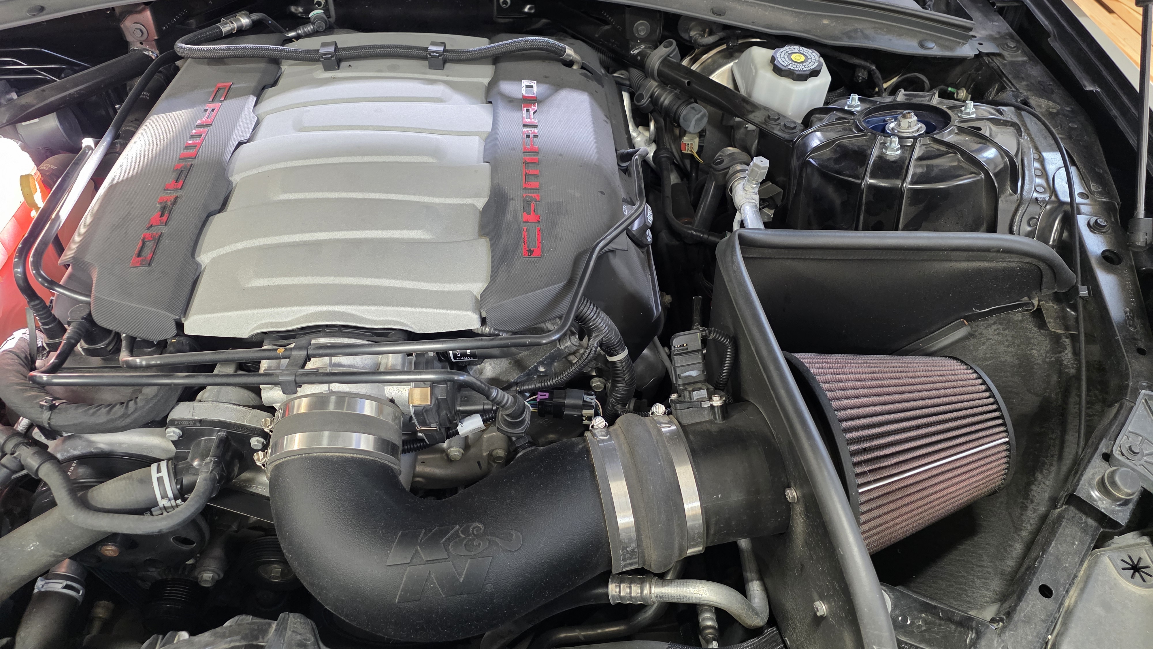 Used 2018 Chevrolet Camaro SS RWD image 14