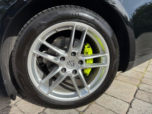 Used 2015 Porsche Panamera S RWD image 28