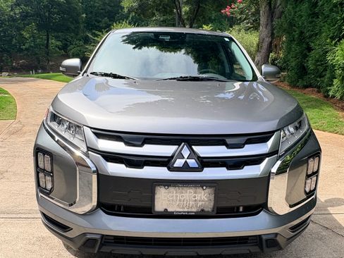Used 2021 Mitsubishi Outlander Sport SE FWD image 1
