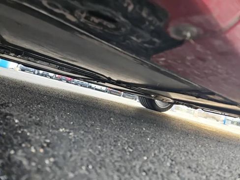 Used 2005 Chevrolet Corvette Coupe w/ Preferred Equipment Group image 24