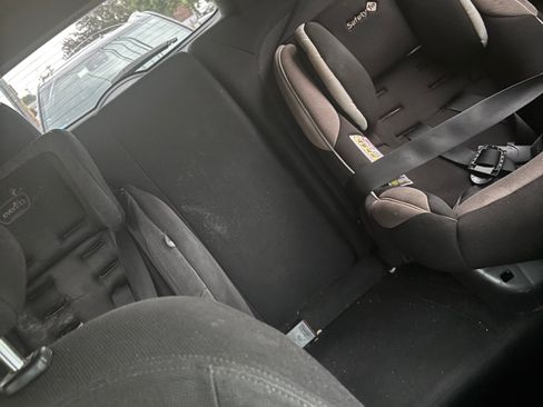 Used 2012 Nissan Rogue SV w/ Premium Pkg image 6