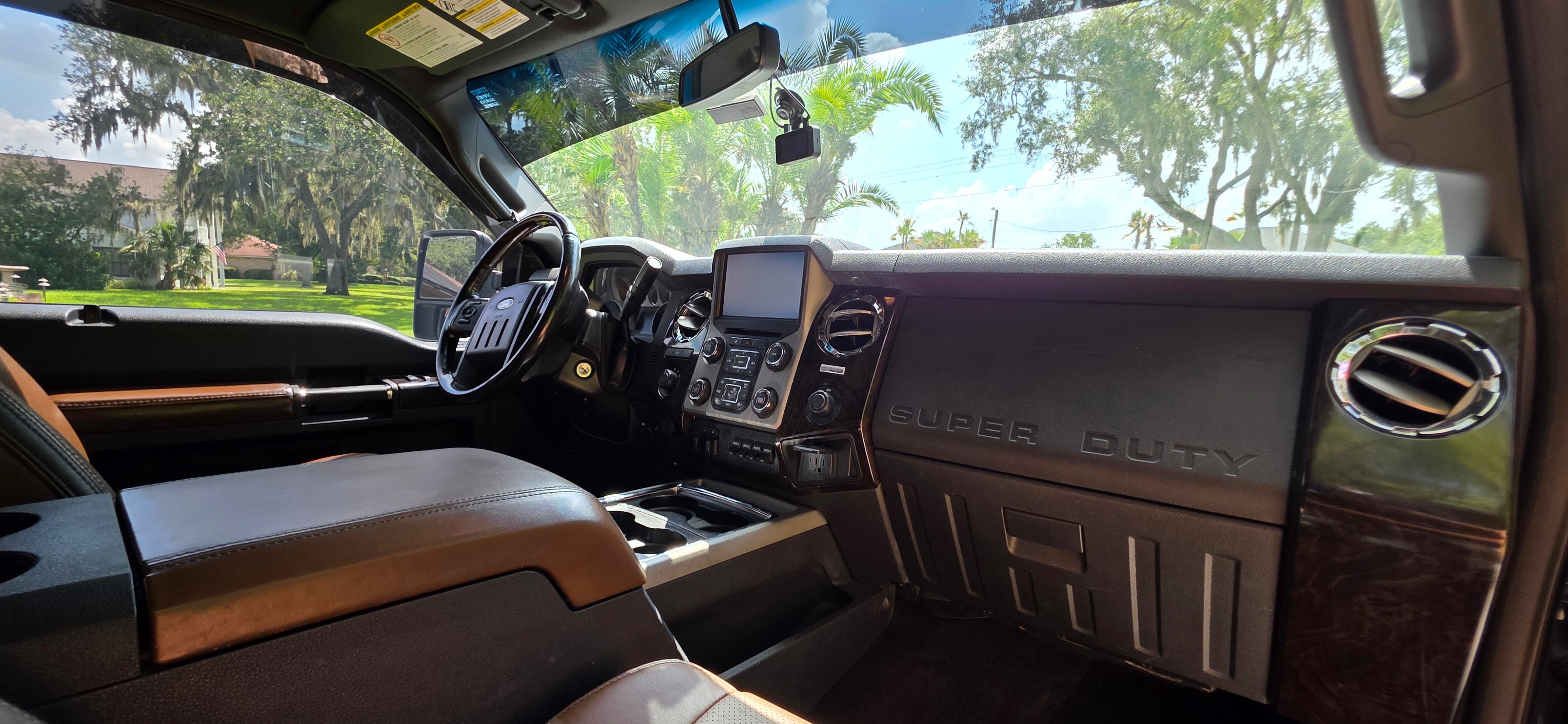 Used 2013 Ford F350 Platinum w/ FX4 Off Road Pkg AWD/4WD image 28