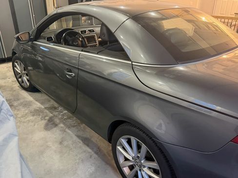 Used 2012 Volkswagen Eos Komfort FWD image 4