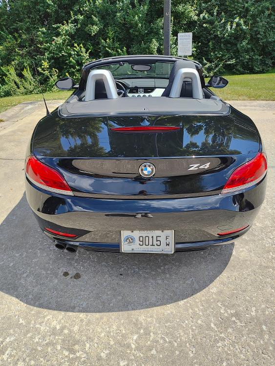 Used 2011 BMW Z4 sDrive30i RWD image 10