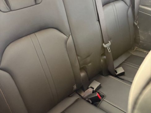 Used 2024 MAZDA CX-90 3.3 Turbo w/ Preferred Plus image 16